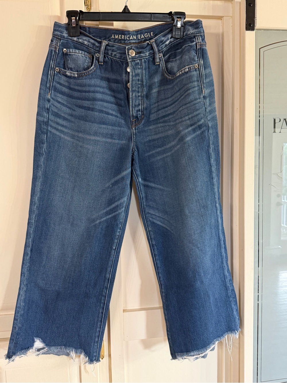 American Eagle Outfitters Cropped Wide Leg Jeans - Medium Blue